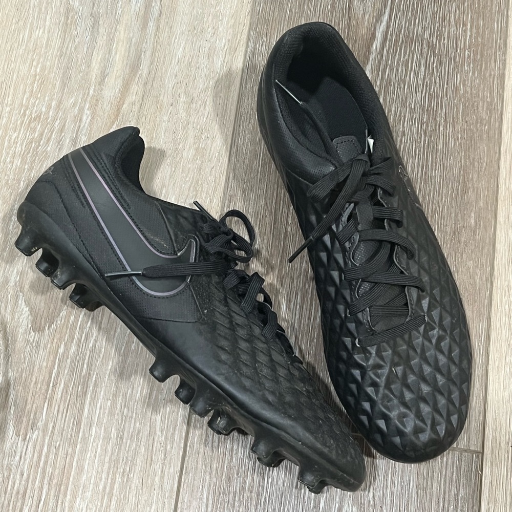 ⚽️Nike Black Soccer Cleats